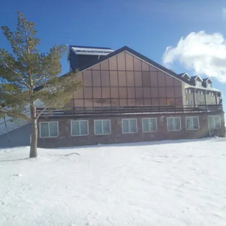 Hotell Snö La Corza Blanca 3*